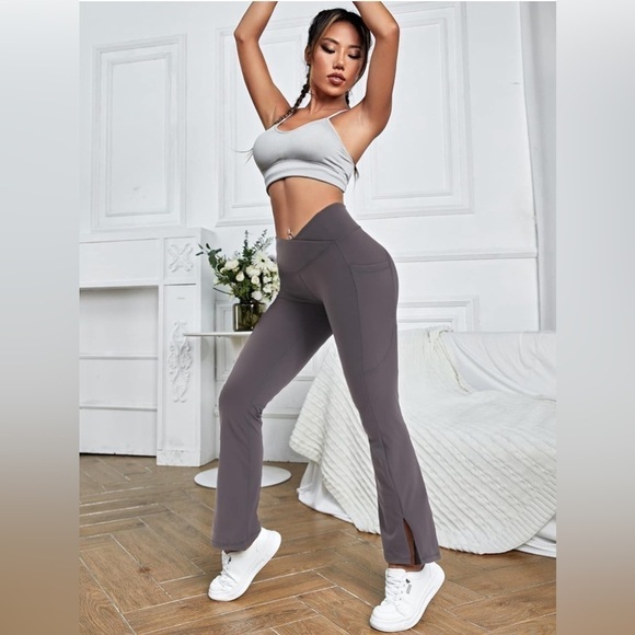 NWT Women's Bootcut Yoga Pants with Pockets Sz M or L - Picture 5 of 10